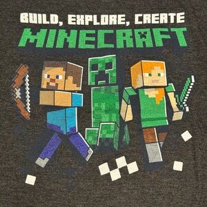 🎮 NWOT! Minecraft Unisex Gaming Youth Tshirt